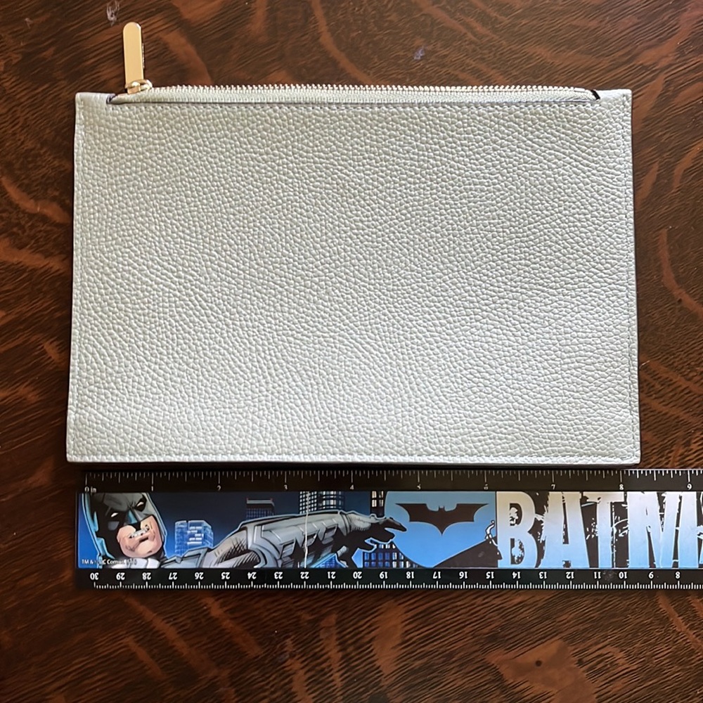 Kate spade mint green pouch leather green interior - Picture 2 of 3